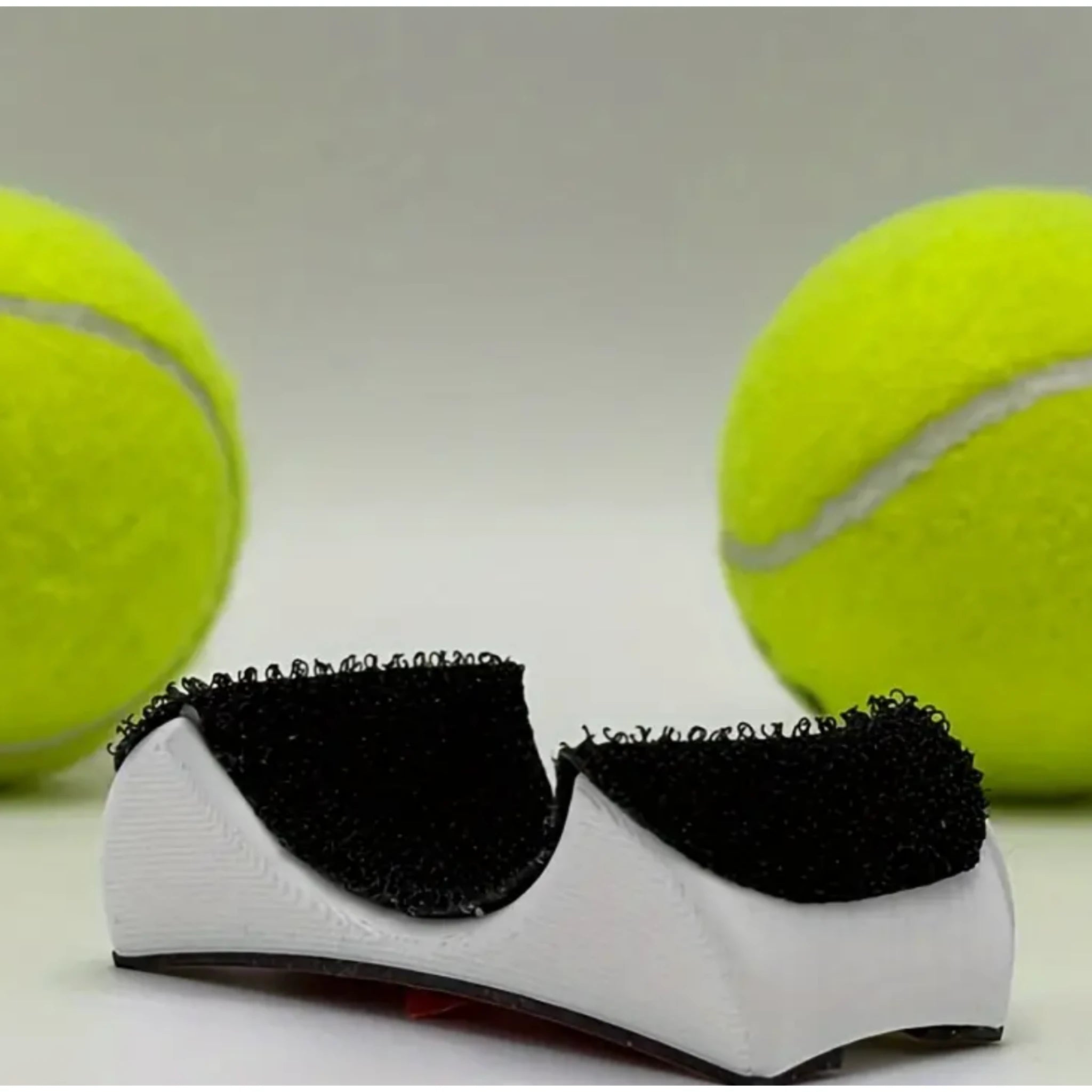 Padelballauffaenger_Nahaufnahme